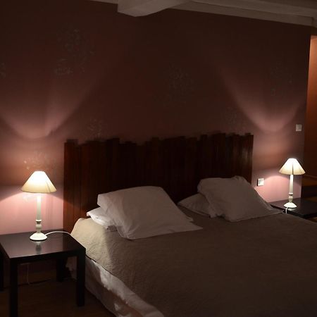 Bed and Breakfast La Closerie à Nercillac Extérieur photo
