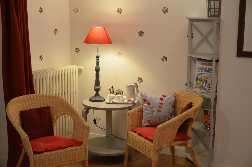 Bed and Breakfast La Closerie à Nercillac Chambre photo